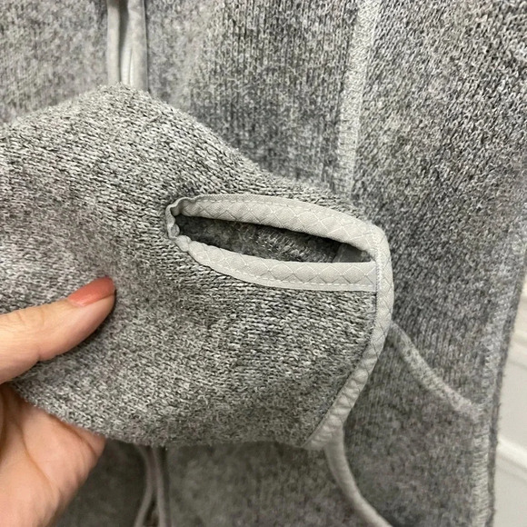 The North Face Full Zip Up Jacket - Picture 2 of 3